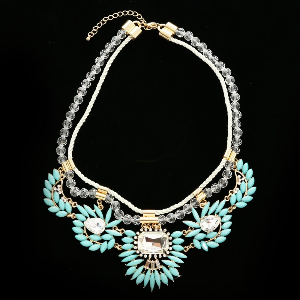Luxury Crystal Necklace Gold/Blue NWOT - Picture 2 of 3